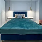 Pavoni Veranda Blu Mare Daire *