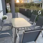 Daire Pavoni Veranda Blu Mare